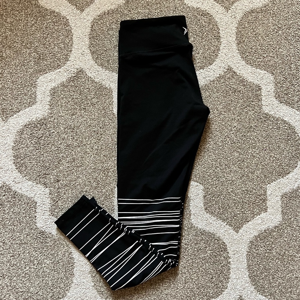 Old Navy Active Go-Dry Leggings